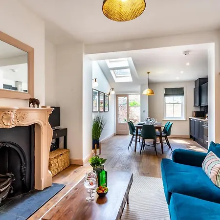 بيت للعطل 8 Kyme Street يورك